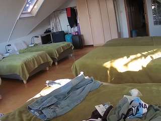 voyeurcam-julmodels-bed-3