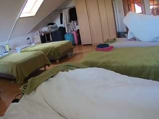 voyeurcam-julmodels-bed-3
