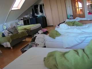voyeurcam-julmodels-bed-3
