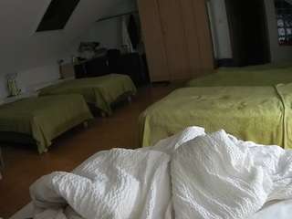 voyeurcam-julmodels-bed-3