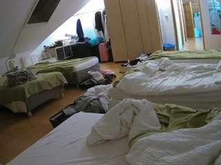 voyeurcam-julmodels-bed-3