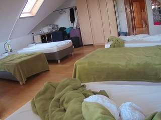 voyeurcam-julmodels-bed-3