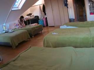 voyeurcam-julmodels-bed-3