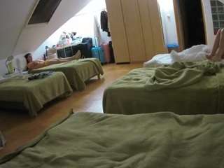 voyeurcam-julmodels-bed-3