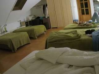voyeurcam-julmodels-bed-3