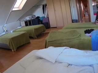 voyeurcam-julmodels-bed-3