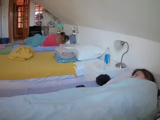 Julmodels Bedroom-D3's Live Sex Cam Show