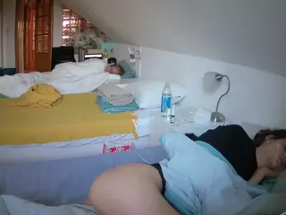 Julmodels Bedroom-D3's Live Sex Cam Show