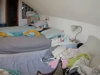 Julmodels Bedroom-D3's Live Sex Cam Show