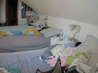 Julmodels Bedroom-D3's Live Sex Cam Show