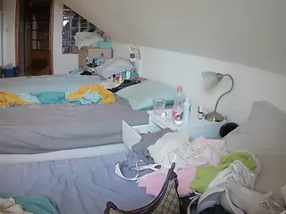 Julmodels Bedroom-D3's Live Sex Cam Show