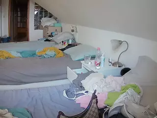 Julmodels Bedroom-D3's Live Sex Cam Show