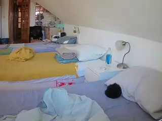 Julmodels Bedroom-D3's Live Sex Cam Show