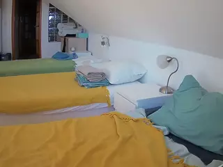 Julmodels Bedroom-D3's Live Sex Cam Show