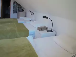 Julmodels Bedroom-D3's Live Sex Cam Show