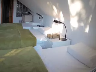 Julmodels Bedroom-D3's Live Sex Cam Show