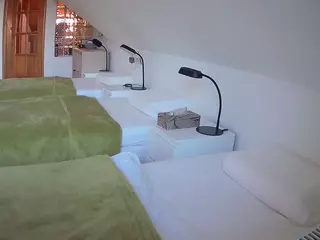 Julmodels Bedroom-D3's Live Sex Cam Show