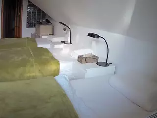 Julmodels Bedroom-D3's Live Sex Cam Show