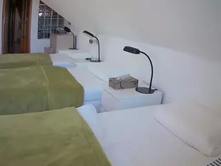 Julmodels Bedroom-D3's Live Sex Cam Show