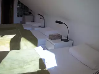 Julmodels Bedroom-D3's Live Sex Cam Show