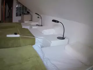 Julmodels Bedroom-D3's Live Sex Cam Show