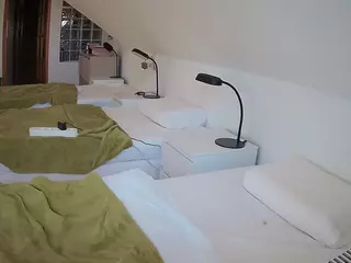 Julmodels Bedroom-D3's Live Sex Cam Show