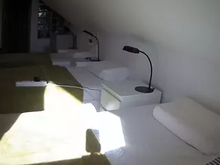 Julmodels Bedroom-D3's Live Sex Cam Show