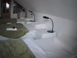 Julmodels Bedroom-D3's Live Sex Cam Show