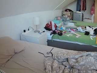 voyeurcam-julmodels-bed-4 Voyeur Spy Cam camsoda