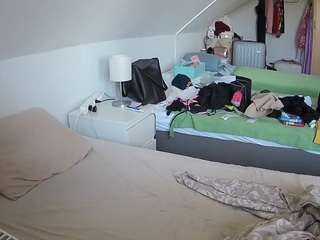 voyeurcam-julmodels-bed-4 Asain Cam Models camsoda