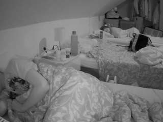 voyeurcam-julmodels-bed-4 Voyeur S Web camsoda