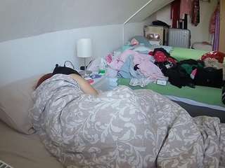 voyeurcam-julmodels-bed-4 My Cam Models camsoda