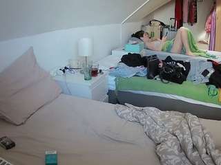 voyeurcam-julmodels-bed-4 camsoda Pornhublive Models 