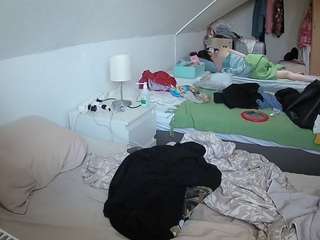 Julmodels Cam camsoda voyeurcam-julmodels-bed-4