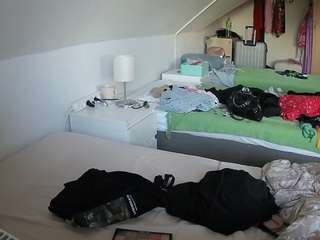 House Voyeur Cam camsoda voyeurcam-julmodels-bed-4