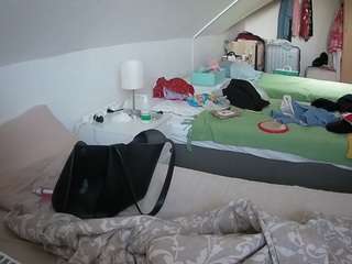 Cam Soda News camsoda voyeurcam-julmodels-bed-4