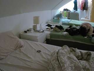 voyeurcam-julmodels-bed-4 Live Webcam Models camsoda