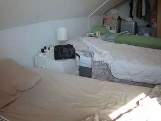 Voyeur Roommate camsoda voyeurcam-julmodels-bed-4