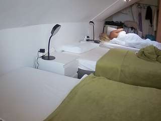 voyeurcam-julmodels-bed-4 from camsoda
