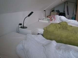 voyeurcam-julmodels-bed-4