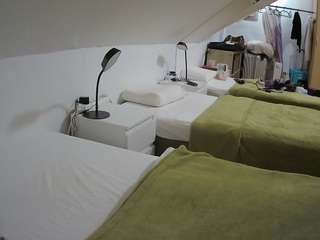 voyeurcam-julmodels-bed-4