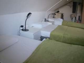 voyeurcam-julmodels-bed-4