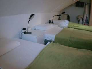 voyeurcam-julmodels-bed-4 Modèle Webcam Profil