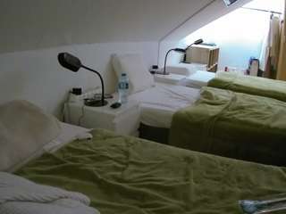 voyeurcam-julmodels-bed-4