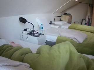 voyeurcam-julmodels-bed-4 Live Webcam on CamSoda