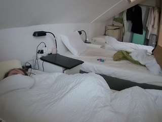 voyeurcam-julmodels-bed-4 Live Webcam on CamSoda