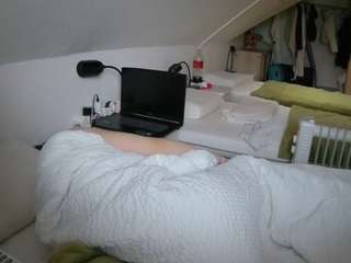 voyeurcam-julmod... Live Webcam on CamSoda