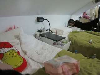 Live Sex Chat with Julmodels Bedroom-D4 (@voyeurcam-julmodels-bed-4)