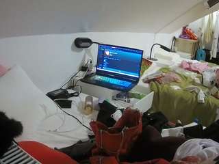 Julmodels Bedroom-D4 live webcam on Soda Cams