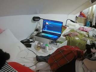 voyeurcam-julmodels-bed-4 Pov live webcam